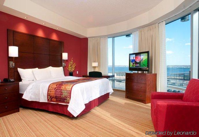 Residence Inn Portland Downtown Waterfront Room photo
